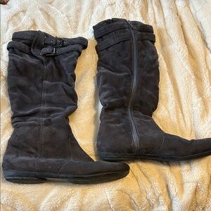 Stylish Dark Gray Suede Women's Slouch Boots